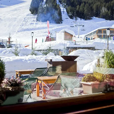 Les Flocons מלון 3*