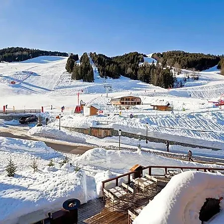 Les Flocons Отель 3*