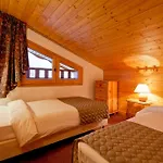 Les Flocons Hotel Courchevel