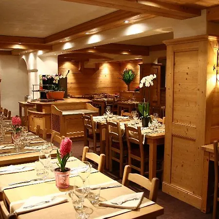 Les Flocons Hotel Courchevel
